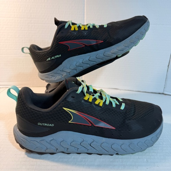 Altra Outroad Mens 11 Black Training Running Shoes AL0A7R6N241 walking cushioned main image 3